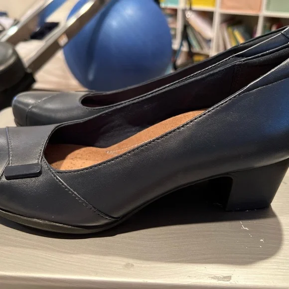Clarks | Shoes | Clark Womens Navy Blue Healed Dress Shoe Size 9m New |  Poshmark